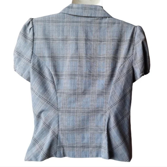 My Michelle Short Sleeve Blazer - Picture 6 of 6